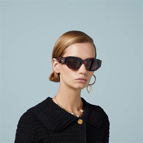 gucci 1421 s|Gucci GG1421S Rectangle Sunglasses .